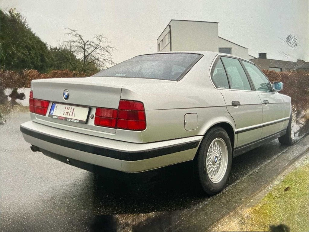 BMW 520i E30 520i Oldtimer, Auto's, Automaat, Bedrijf, Overige carrosserie, BMW