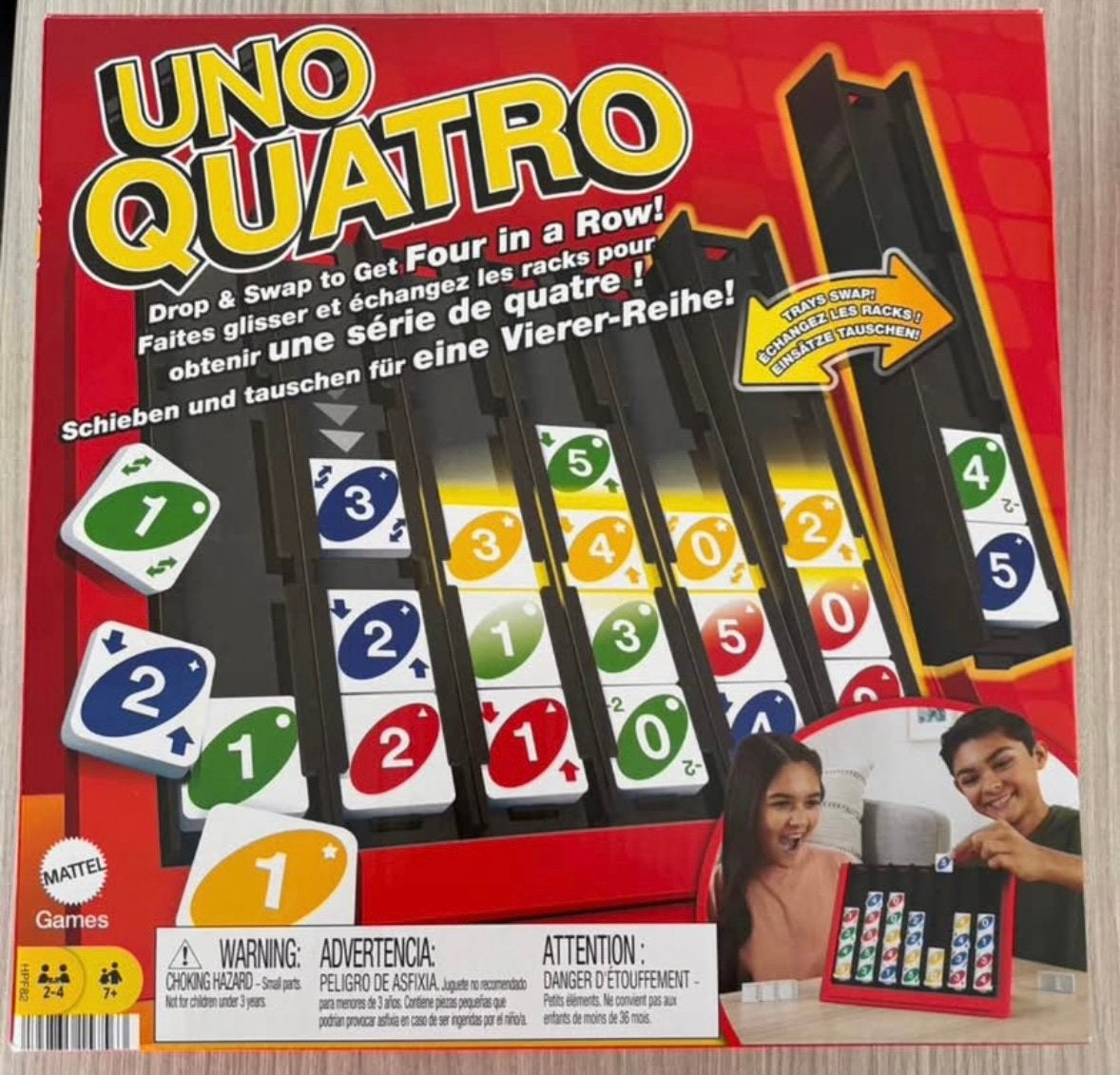 Gezelschapsspel Uno Quatro. Vier op een rij., Hobby en Vrije tijd, Ophalen, Zo goed als nieuw