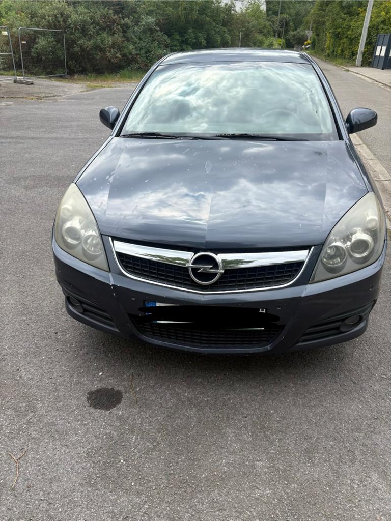 Opel astra 1.9dti diesel gts 2006 avec 214.000km carpass, Auto's, Zwart, Blauw, Leder en Stof, Vectra