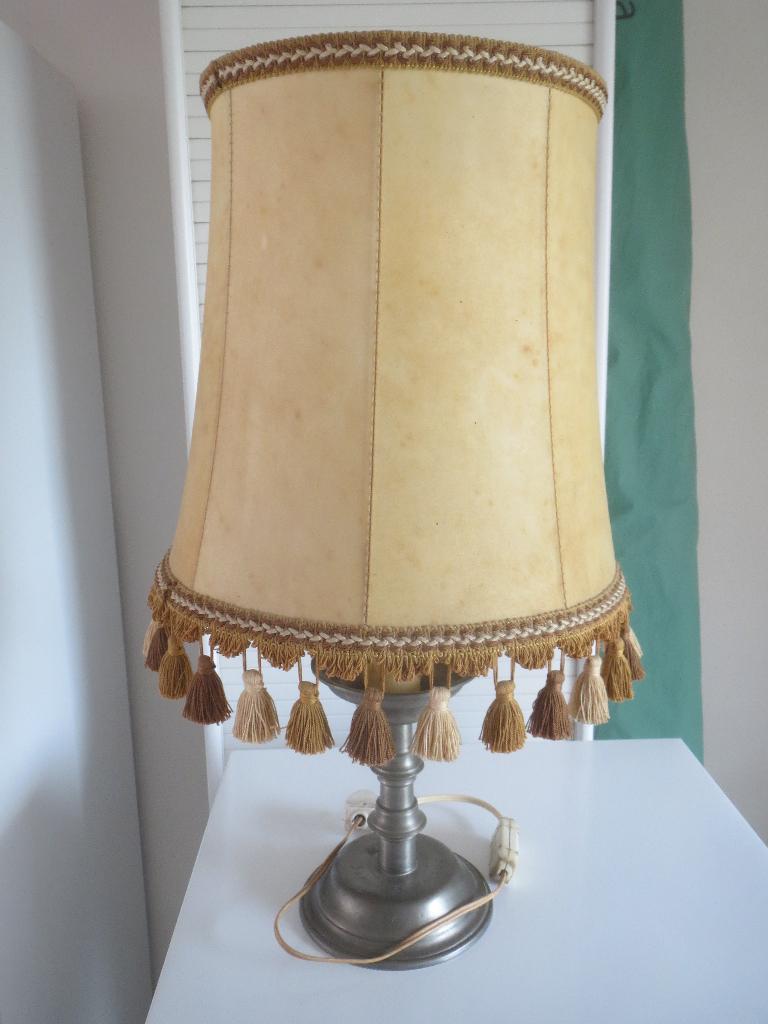 Tinnen lampedaire, Enlèvement, Utilisé, Rond, 50 cm ou plus