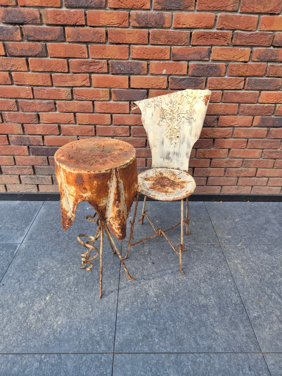 Decoratief metalen tafeltje en stoel, Jardin & Terrasse, Enlèvement, Utilisé