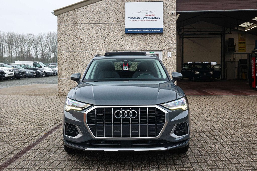 Audi Q3 PANORAMISCH-DAK*AUTOMAAT*ZETELVERW*APPLE-CARPLAY*, Autos, Audi, Argent ou Gris, Achat, Euro 6, Entreprise