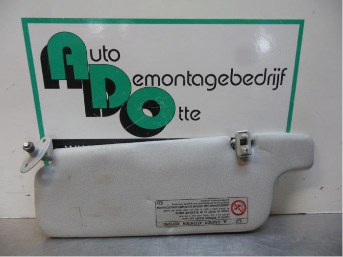Pare-soleil d'un Toyota Yaris (Yaris 1 00-), Autos : Pièces & Accessoires, -, 3 mois de garantie, Toyota, Utilisé
