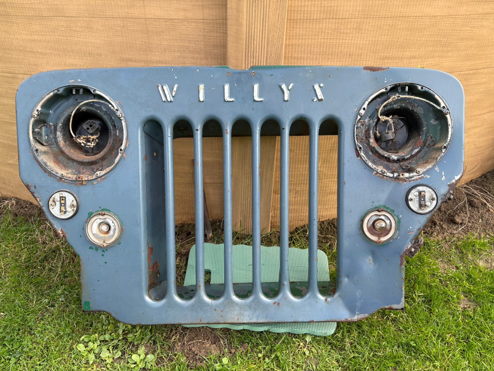 JEEP WILLYS oldtimer GRILLE CJ3B Zeer goede staat, Ophalen, Gebruikt, Voor, Jeep