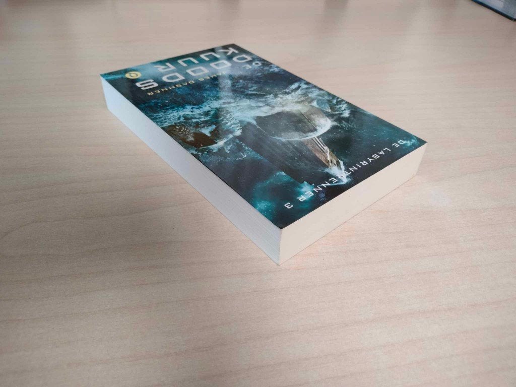 De Doodskuur (De Labyrintrenner deel 2), Enlèvement ou Envoi, Comme neuf, James Dashner