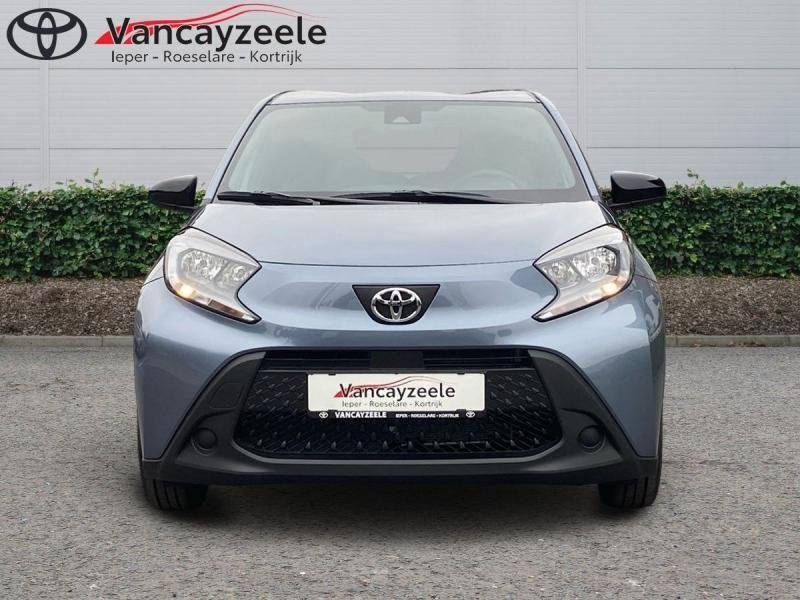 Toyota Aygo play+cam+DAB+applecarplay&androidauto, Autos, Toyota, Argent ou Gris, Achat, Euro 6, Boîte manuelle