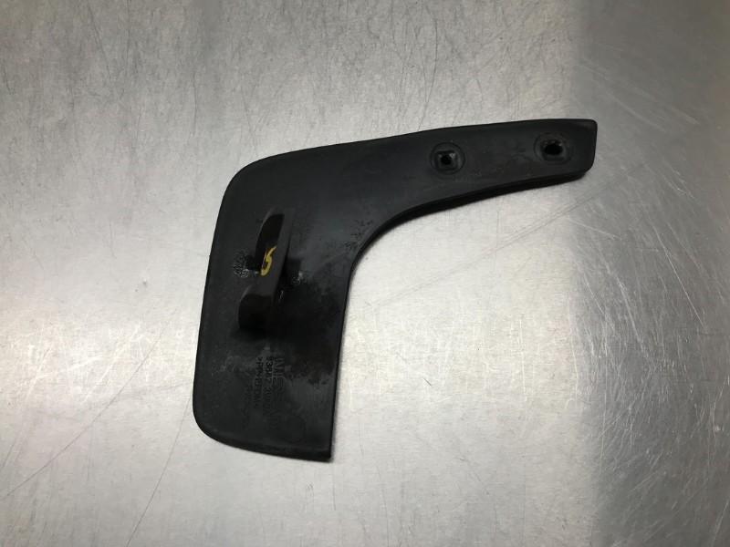 SPATLAP Nissan Note (E12) (01-2012/12-2016) (|938823VA0A|), Gebruikt, Nissan, Spatbord