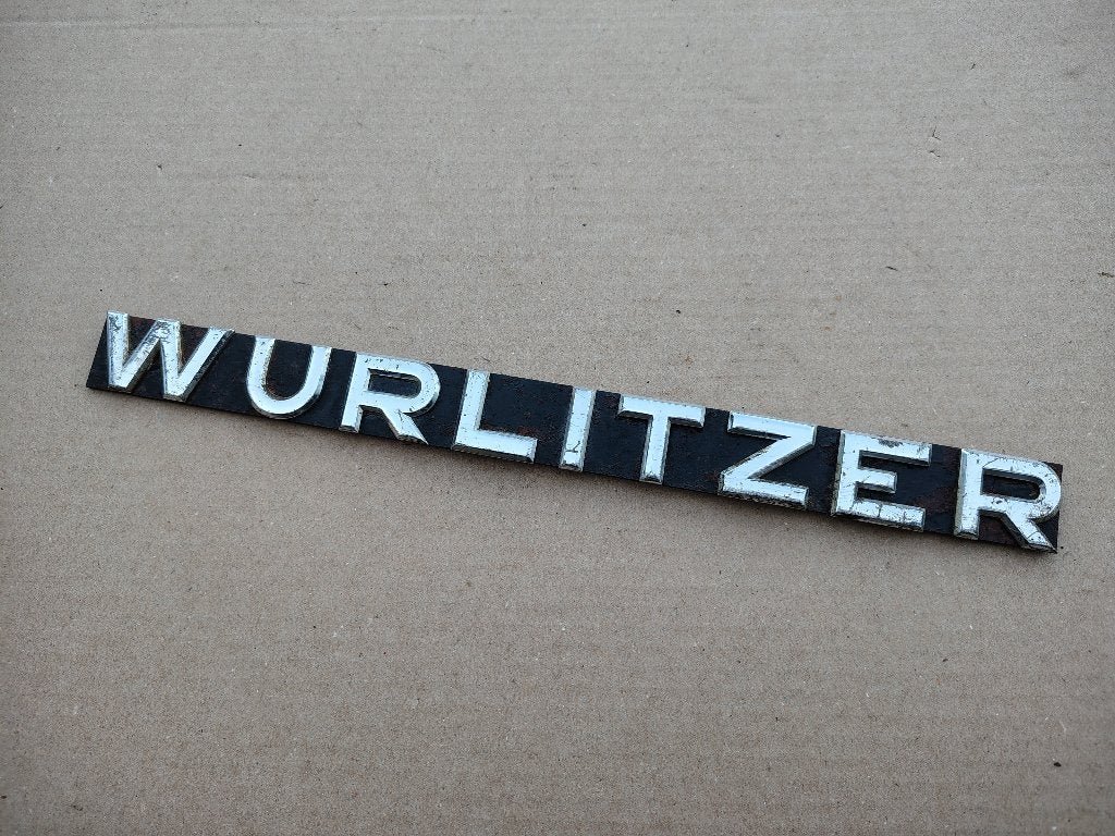 Front Embleem Wurlitzer Lyric FL (1970) jukebox, Verzenden, Wurlitzer