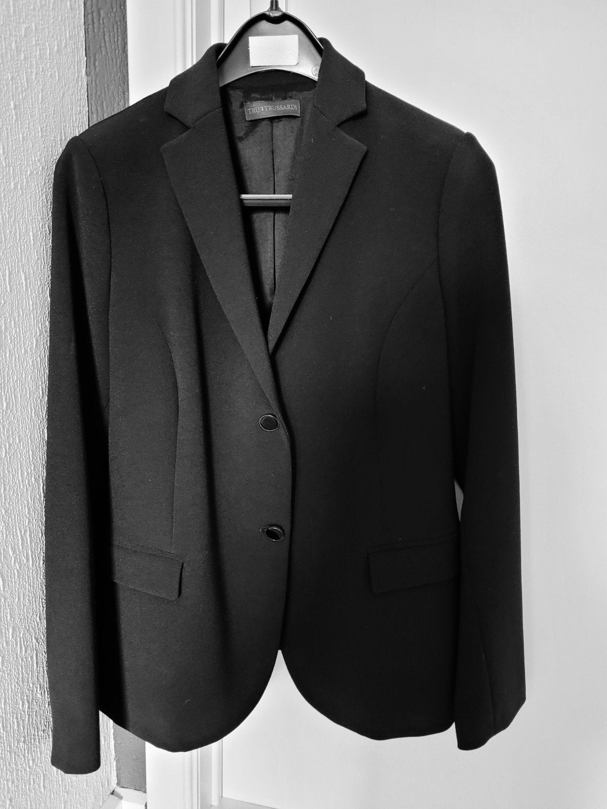 Stijlvolle damesveston merk Trussardi, 42..als nieuw, Ophalen of Verzenden, Zwart