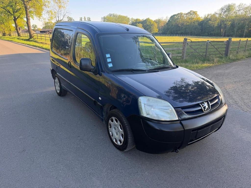 👉Gekeurd️✅️ Peugoet Partner 2003 1.9d⛽️213 000 km❗️, Auto's, Bestelwagens en Lichte vracht, 4 deurs, Blauw, Particulier, 2 zetels