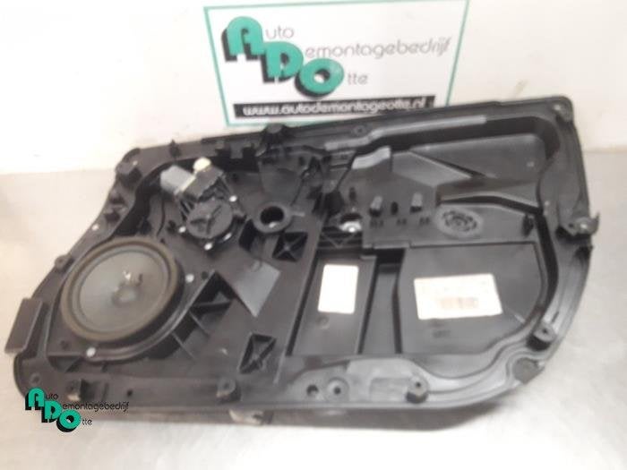 Mécanique vitre 4portes avant droite d'un Ford Fiesta (Fies, -, 3 mois de garantie, -, -