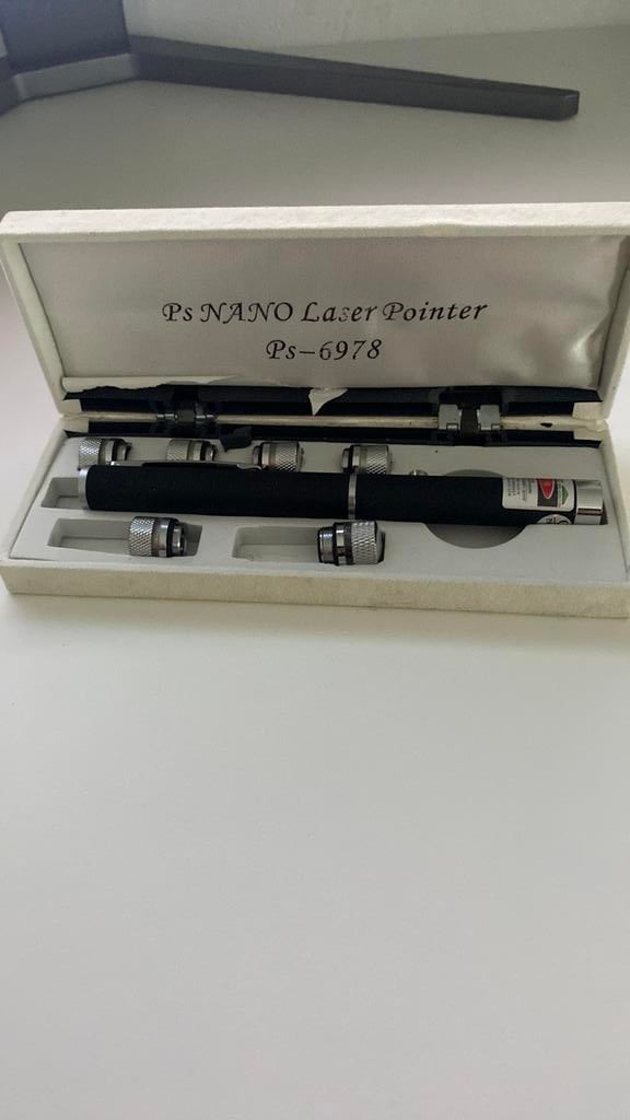 Laser pointer, Collections, Stylos, Autres marques, Avec boîte, Comme neuf, Enlèvement