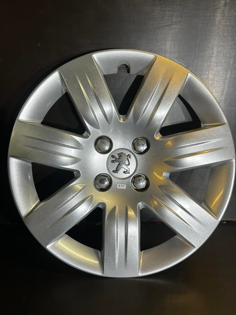 1 originele wieldop Peugeot partner 207,208,308.508, 16", Auto diversen, Wieldoppen, Ophalen of Verzenden, Zo goed als nieuw