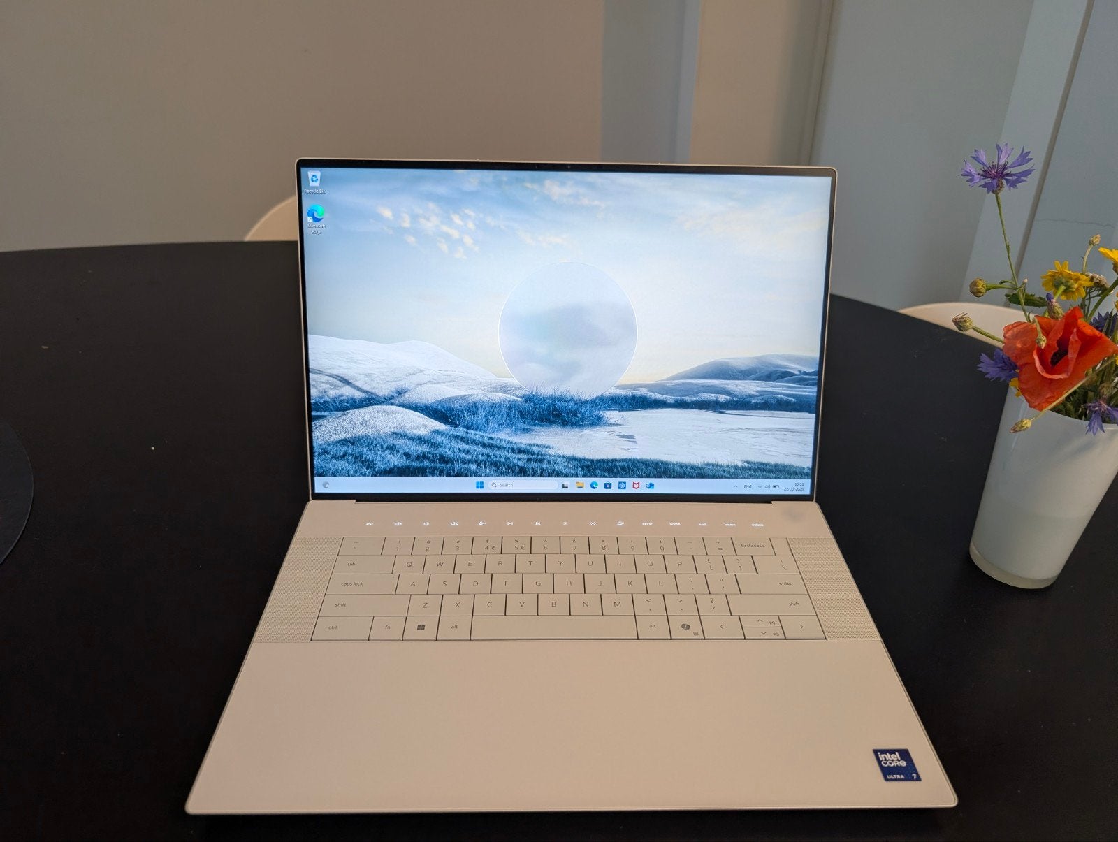 Dell XPS 16 9640 (Qwerty, 16 Gb RAM, SSD 1 Tb), Informatique & Logiciels, Chromebooks, 16 pouces ou plus, Comme neuf, Dell, 256 GB ou plus