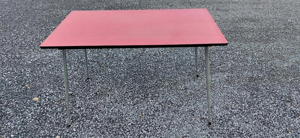 Vintage tafel (formica), Ophalen