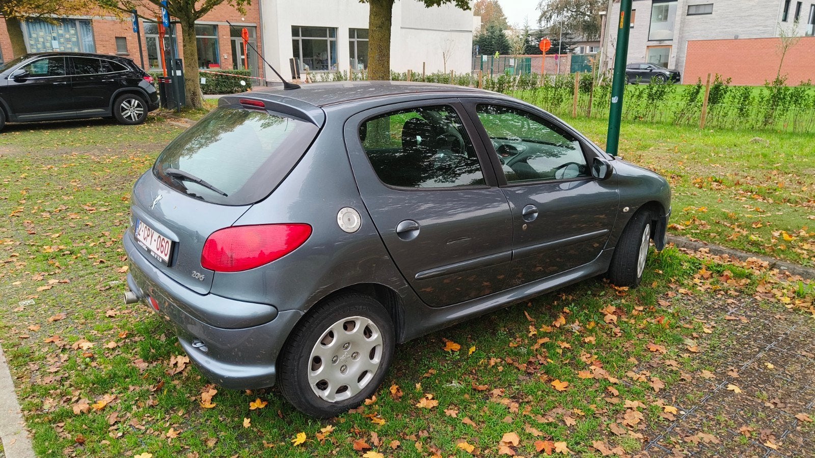 Peugeot 206, Autos, Argent ou Gris, Achat, Boîte manuelle, Noir