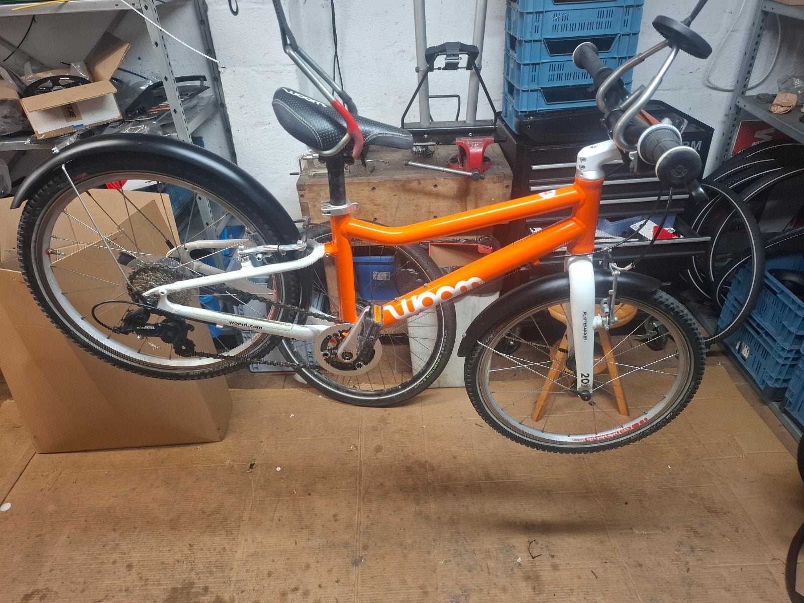 woom 4 go oranje, Vélos & Vélomoteurs, Enlèvement