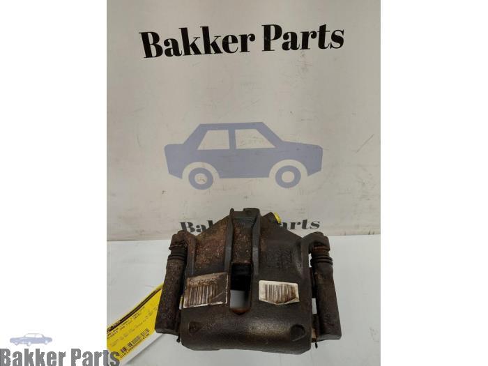 Etrier de frein (pince) avant gauche d'un Peugeot 208, Autos : Pièces & Accessoires, -, -, 3 mois de garantie, Utilisé