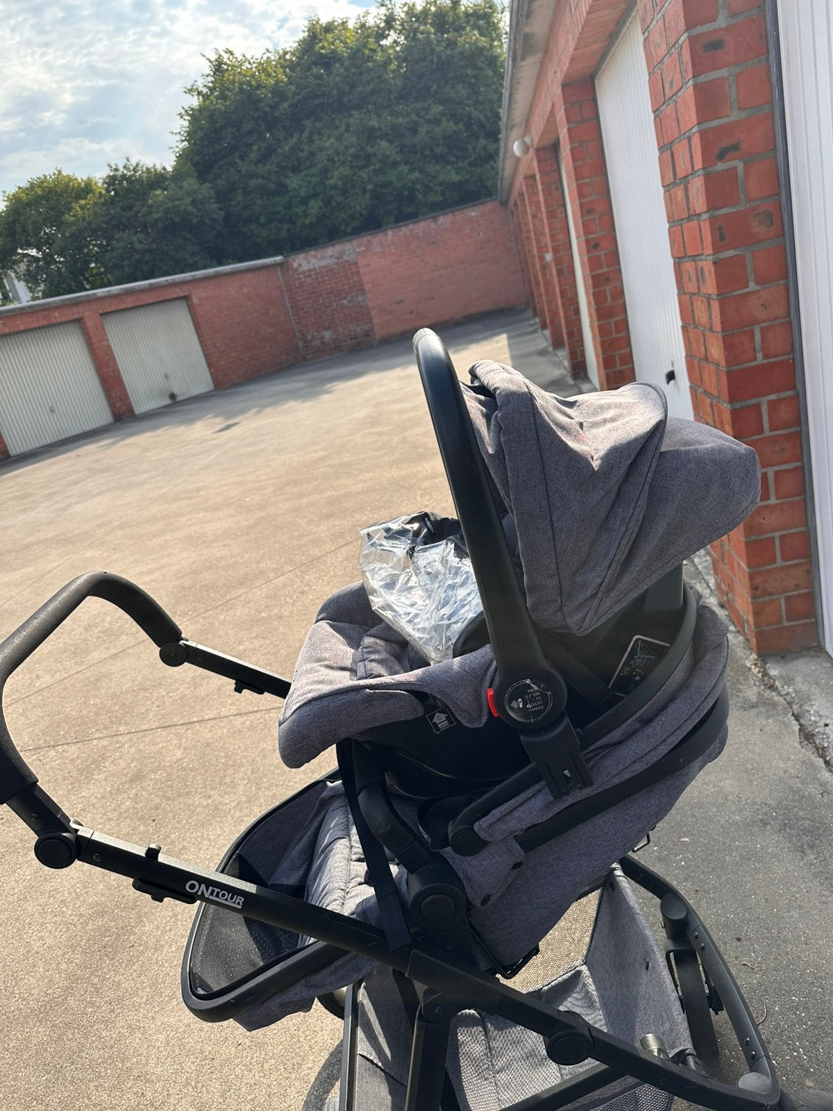 Kinderwagen staat nog goed, Kinderen en Baby's, Kinderwagens en Combinaties, Ophalen, Zo goed als nieuw, Kinderwagen