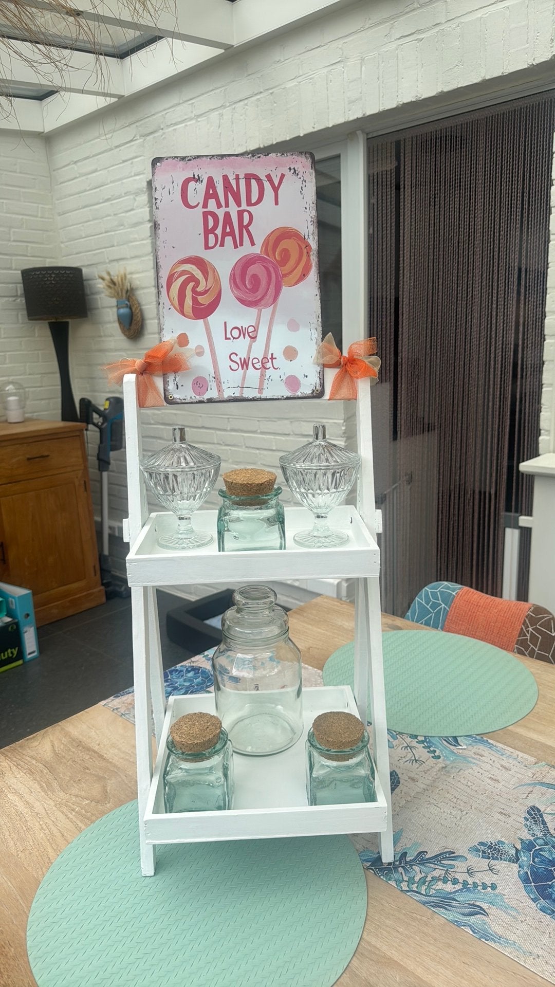 Candy bar, Enlèvement, Comme neuf
