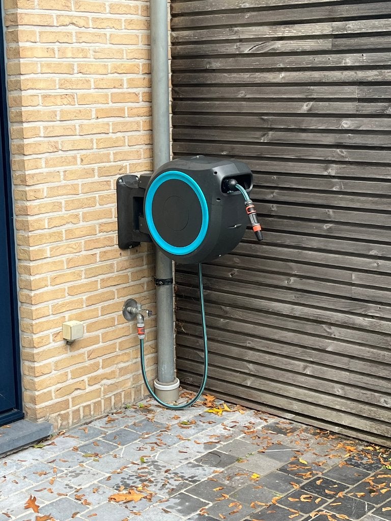 Enrouleur de tuyau d'arrosage Gardena RollUp avec fix murale, Jardin & Terrasse, Enlèvement, Utilisé, Dévidoir