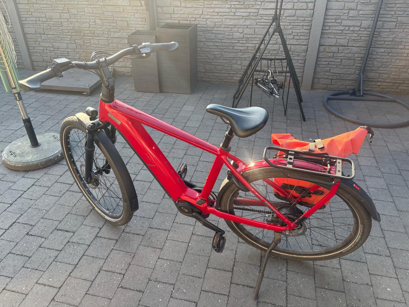 Heren fiets elektrisch cube, Vélos & Vélomoteurs, Vélos | Tandems, Enlèvement, Comme neuf