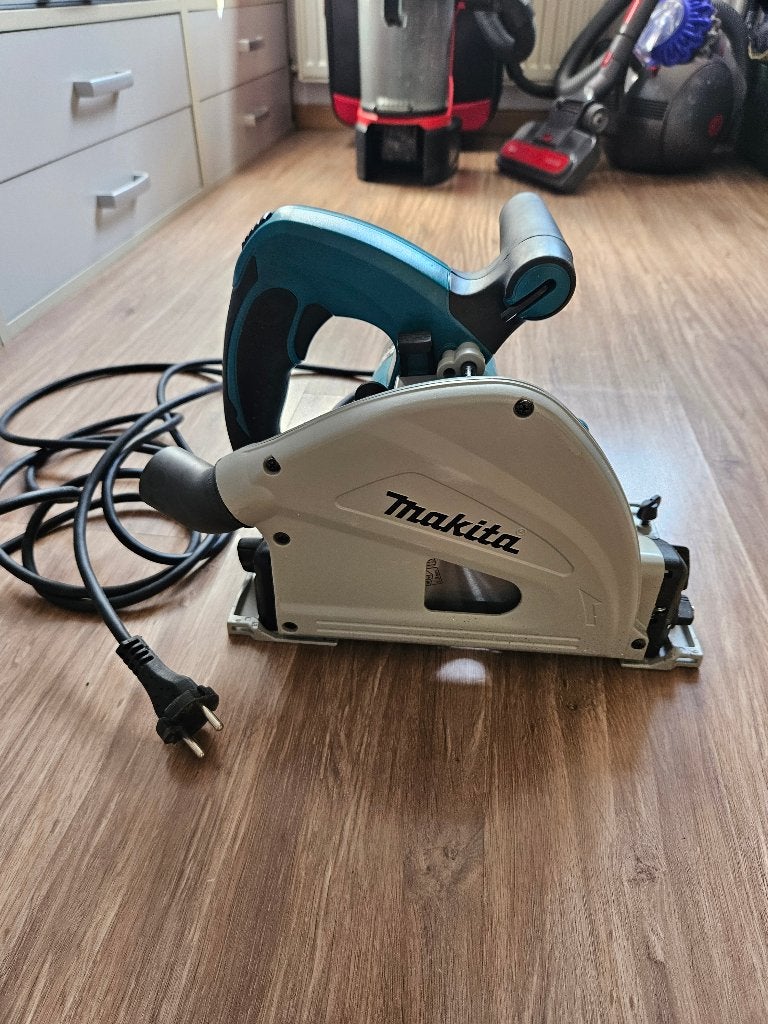Scie circulaire plongeante Makita 165 mm, Enlèvement, Comme neuf, Scie, Makita