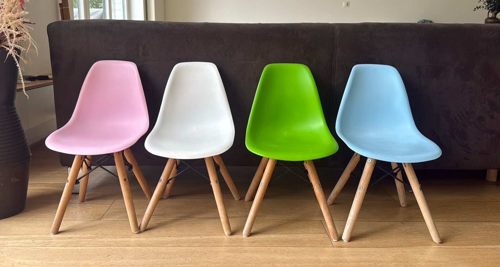 Ensemble de 4 chaises scandinaves pour enfants, Enlèvement, Comme neuf