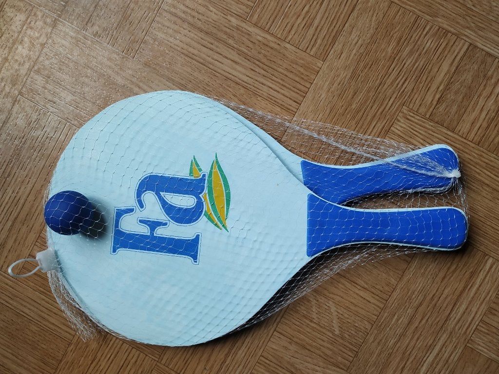 splinternieuw set met 2 raketten en balletje, Ophalen of Verzenden, Nieuw
