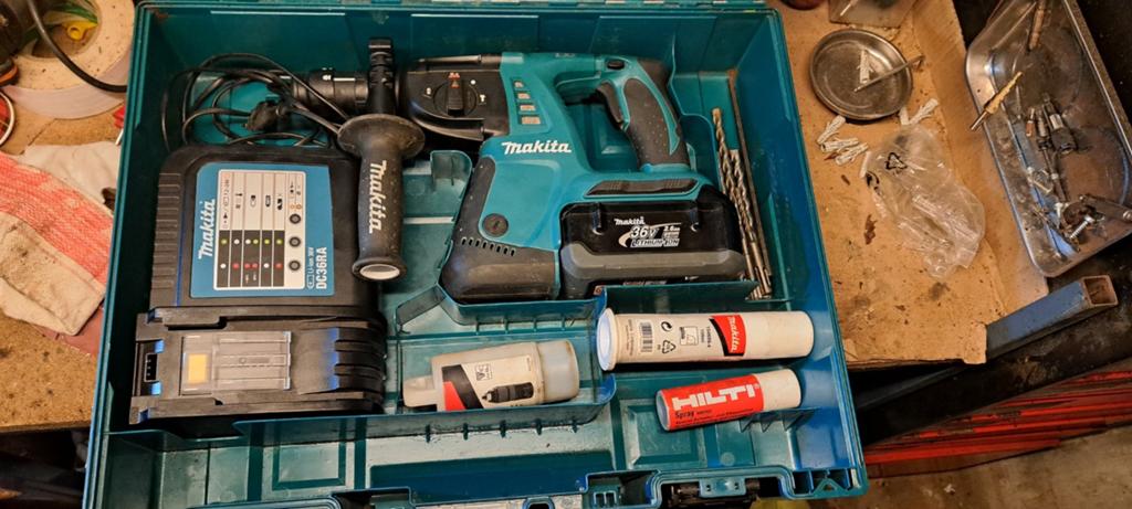 Makita 36v, Ophalen