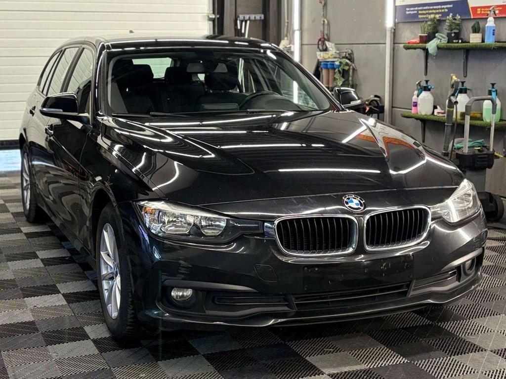 BMW 318 D Touring bj. 2016 Euro 6, Auto's, 135 pk, 4 cilinders, Start-stop-systeem, Bedrijf