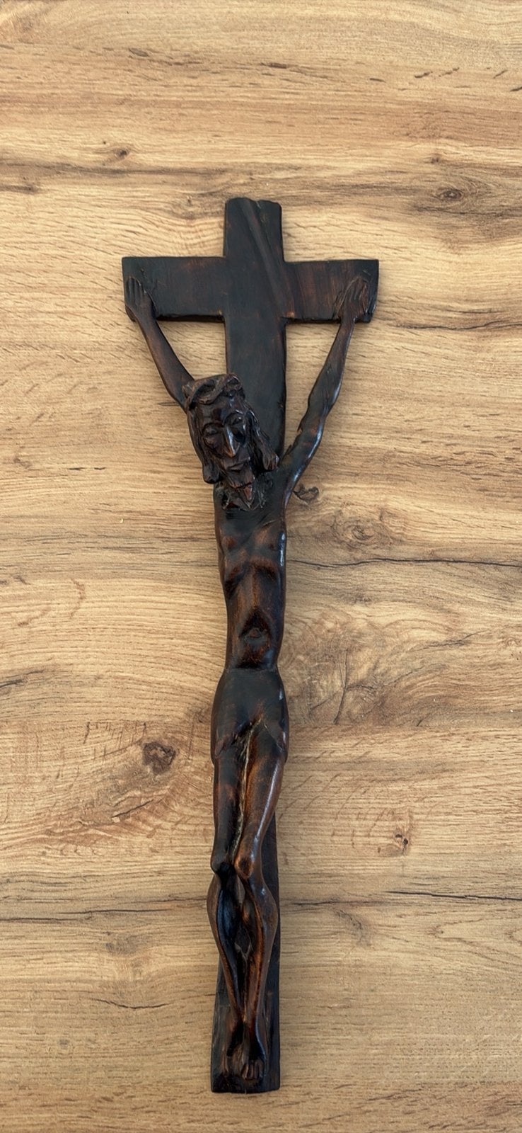 Ancien Crucifix Monoxyle en Bois Sculpté - Art Populaire, Enlèvement ou Envoi, Utilisé