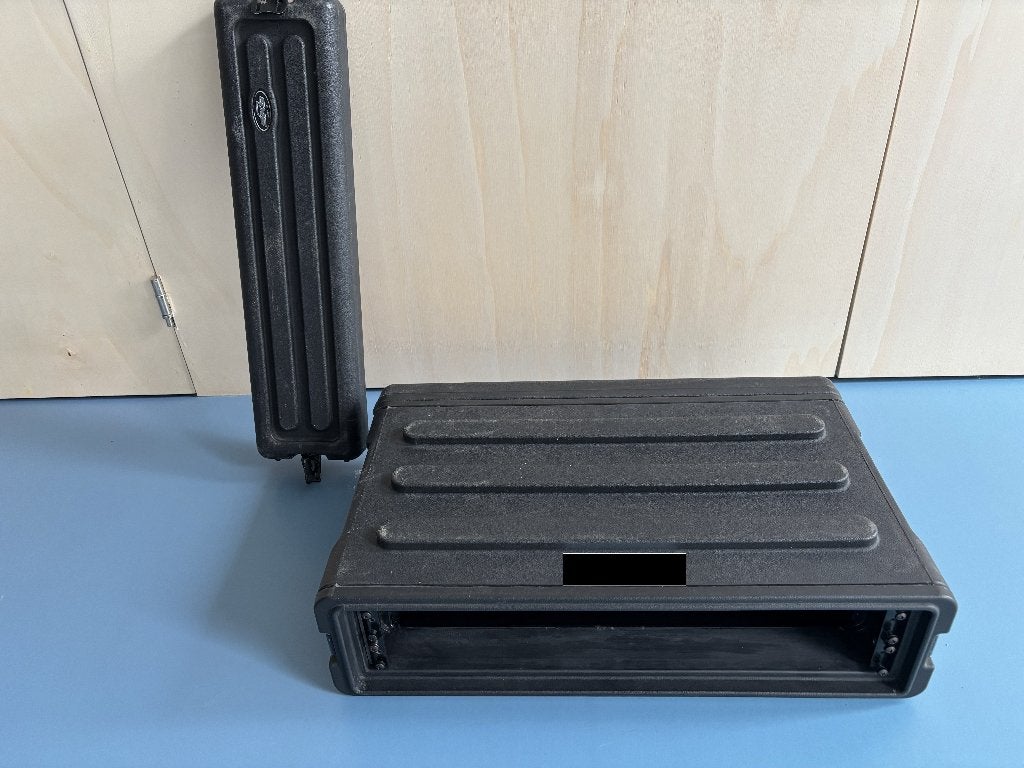 SKB Roto-Molded 2U Shallow Rack, Muziek en Instrumenten, Licht en Laser, Ophalen, Gebruikt, Licht