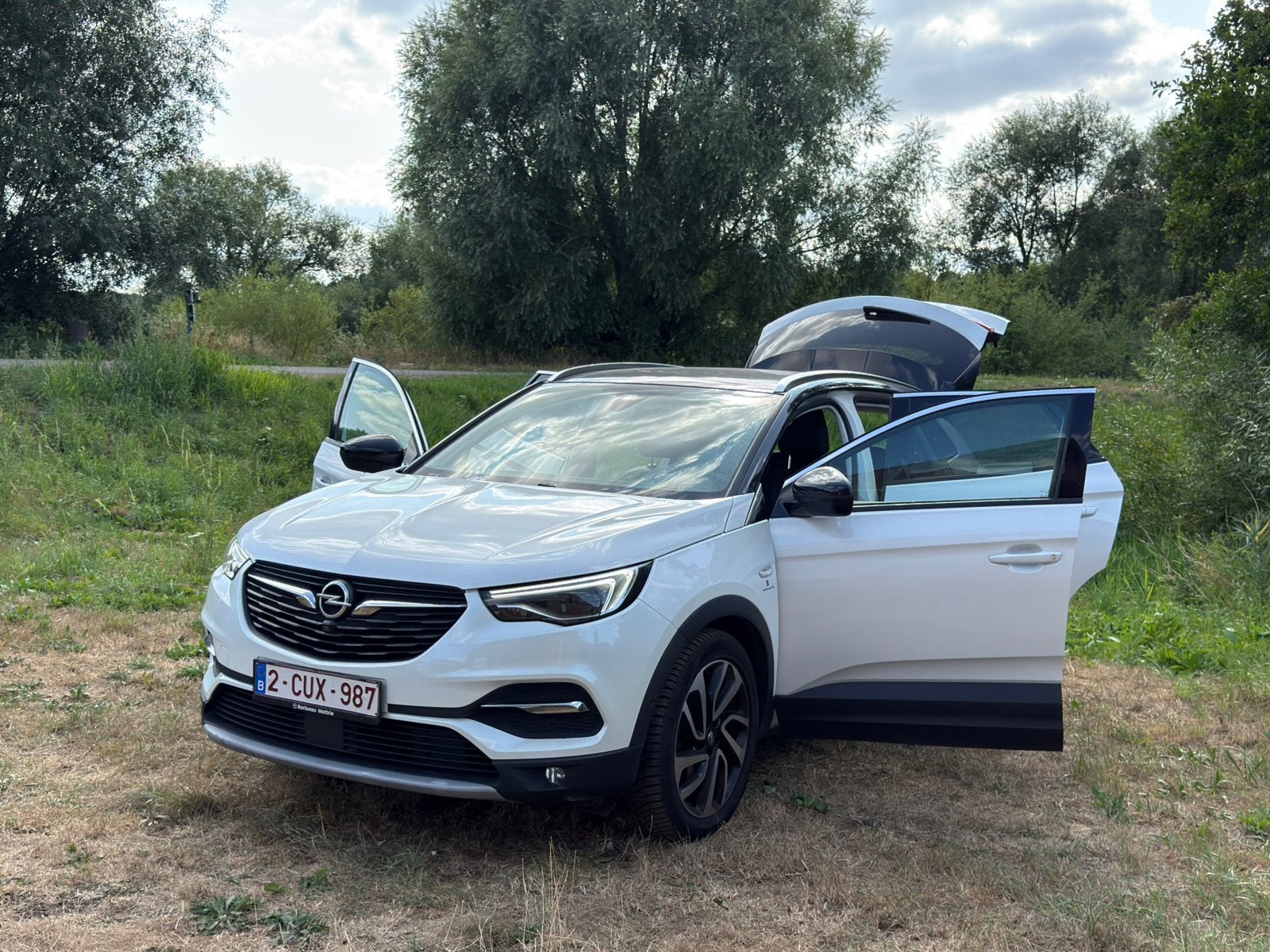 Opel grandland x 2019 1.5d ultimate automaat 131pk, Achat, 149 g/km, Entretenue par le concessionnaire, 96 kW