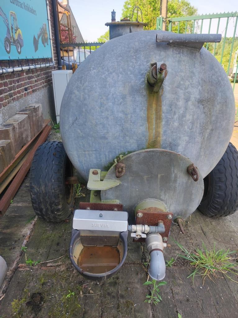 Water tank