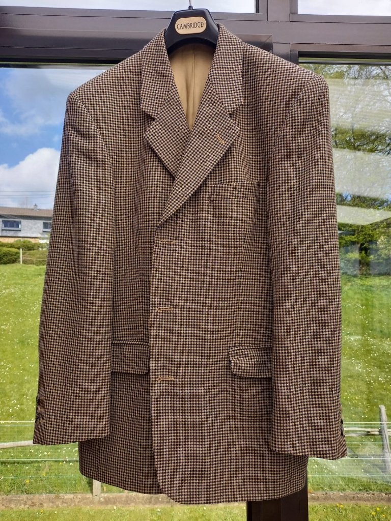 Costumes homme, Ophalen