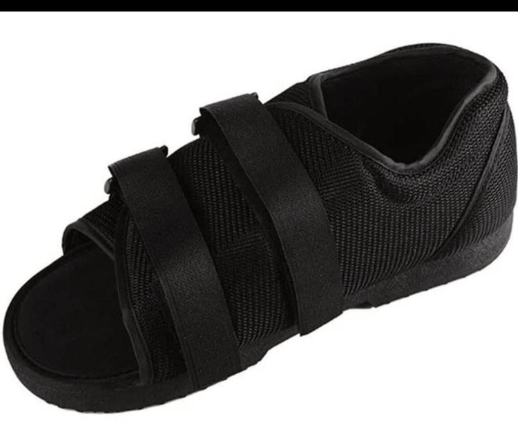 chaussures différent orthopédique, Enlèvement, Comme neuf