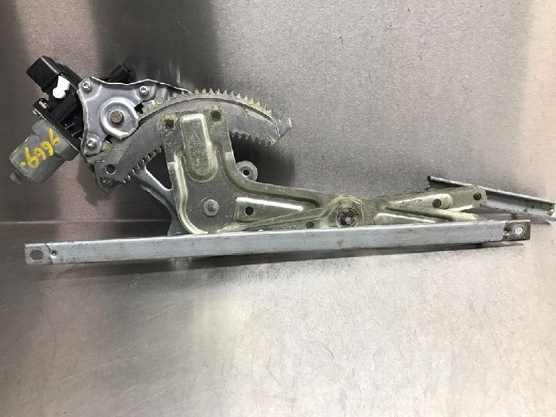 RAAMMECHANIEK LINKS ACHTER Mitsubishi ASX (01-2010/03-2023), Gebruikt, Mitsubishi