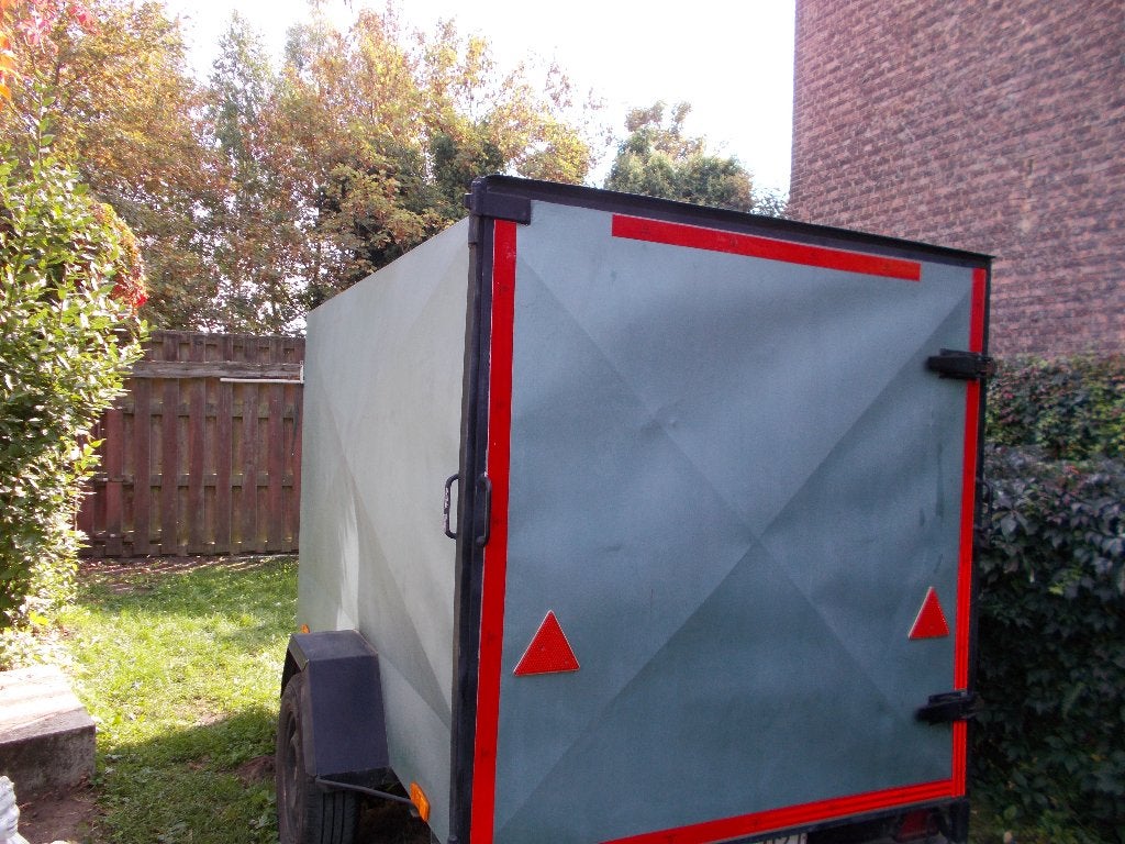 Gesloten Aanhangwagen < 750kg, Ophalen, Gebruikt