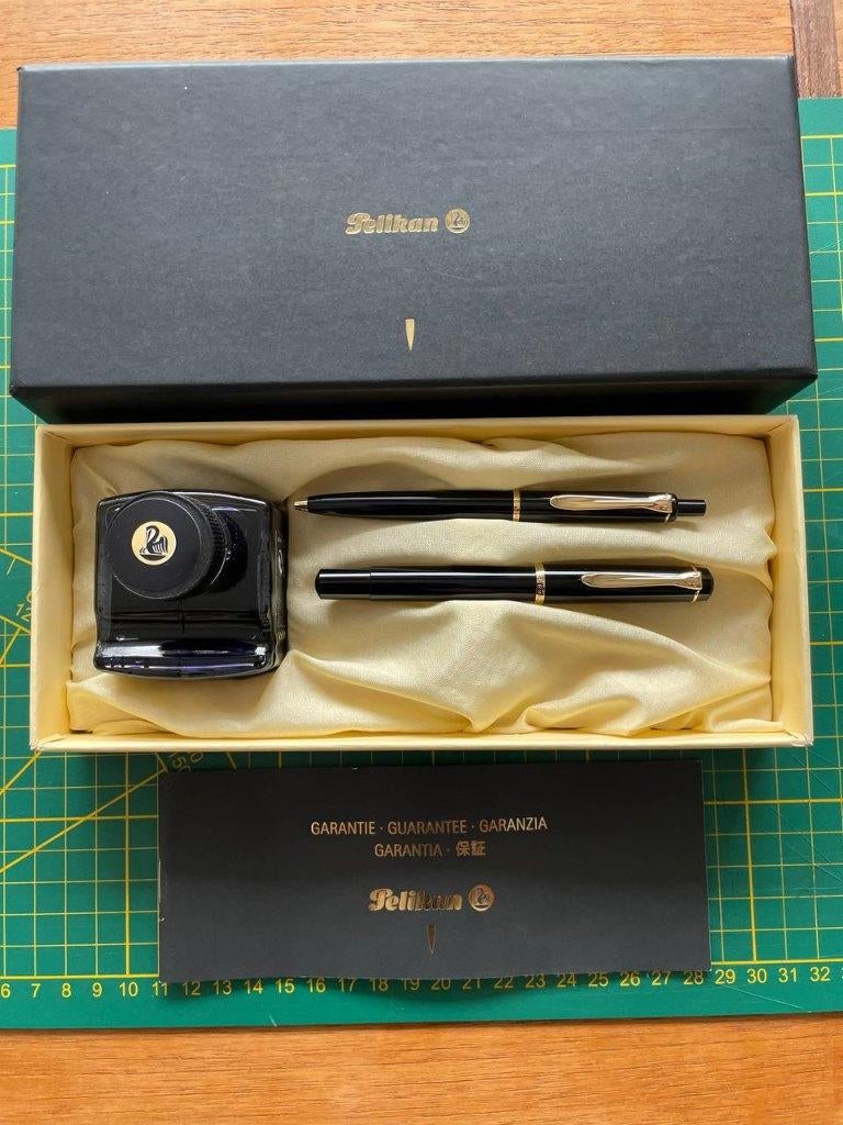 Pelikan M150 Fountain & K150 Ballpoint Set (Germany) MINT, Verzamelen, Pennenverzamelingen, Ophalen of Verzenden