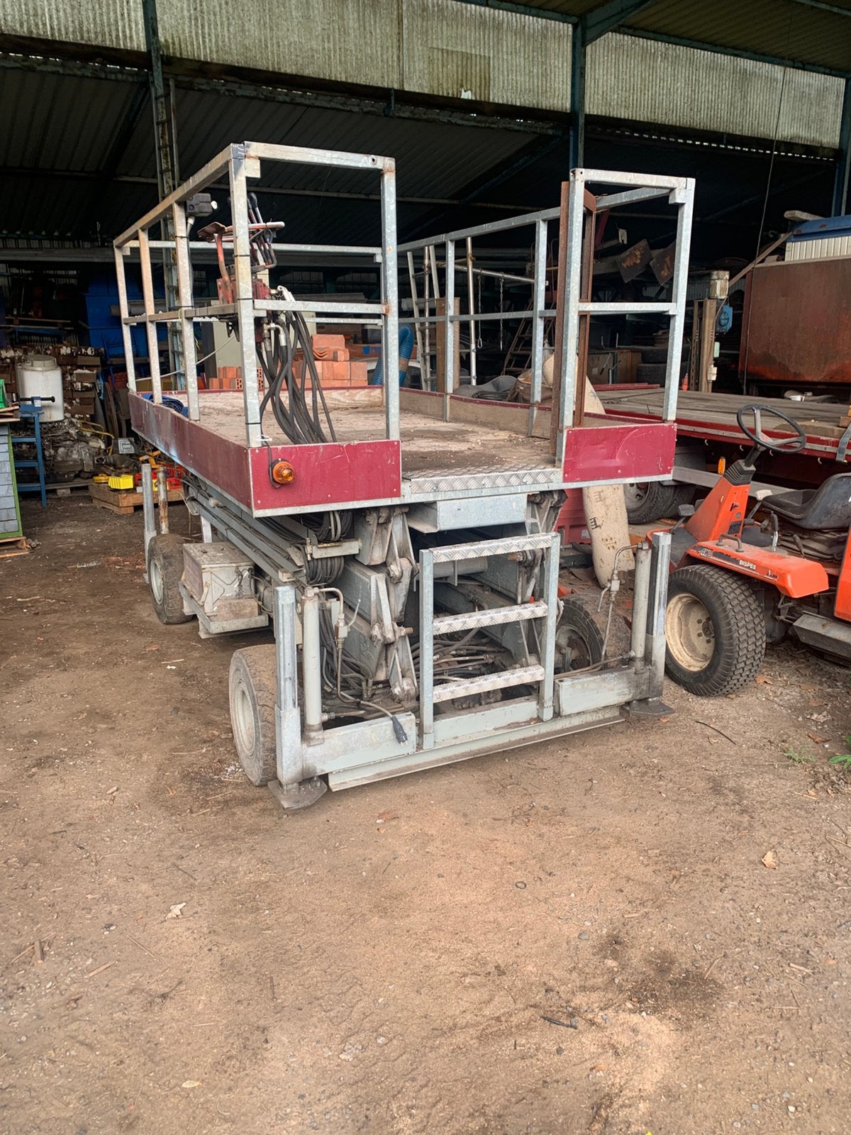 Schaarlift, Doe-het-zelf en Bouw, Ophalen, Gebruikt, Overige typen, 5 meter of hoger