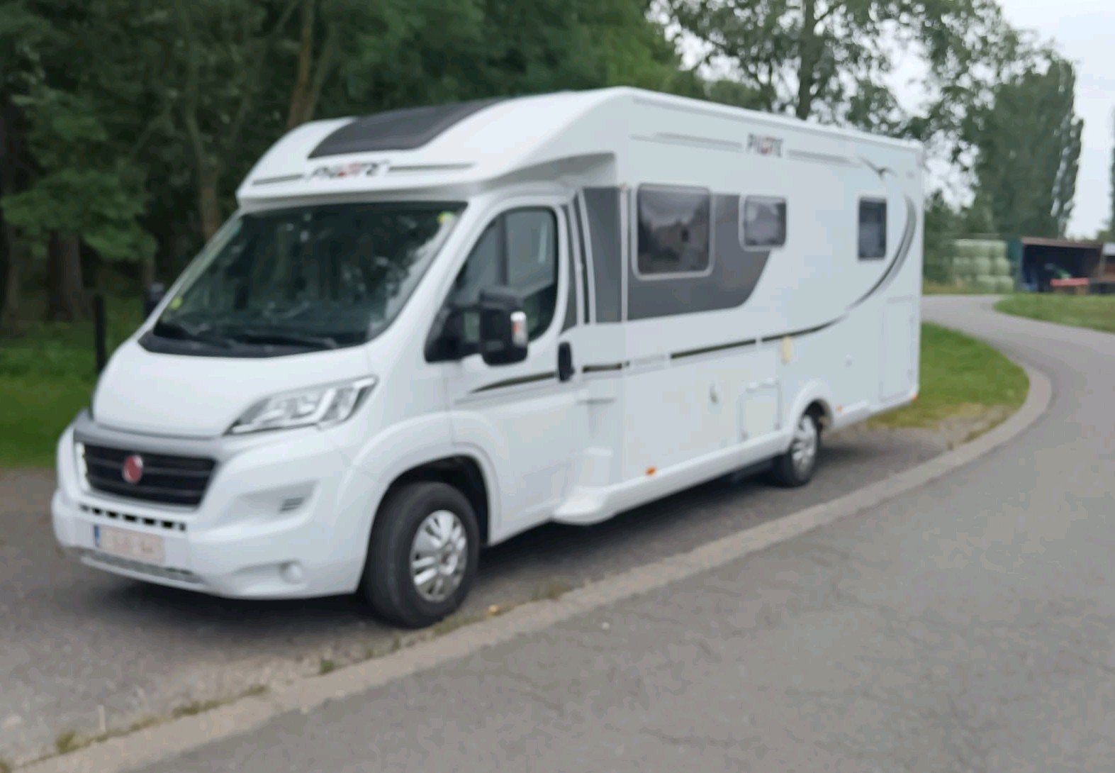 Mobilhome Pilote p740 Sensation, Automaat, Pilote