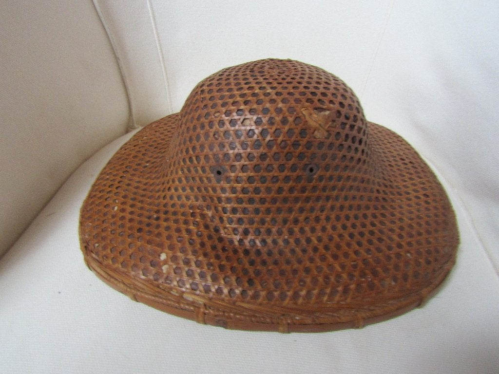 Authentique chapeau colonial asiatique (Vietnam), Fait main, Brun, 14 cm, Autres origines