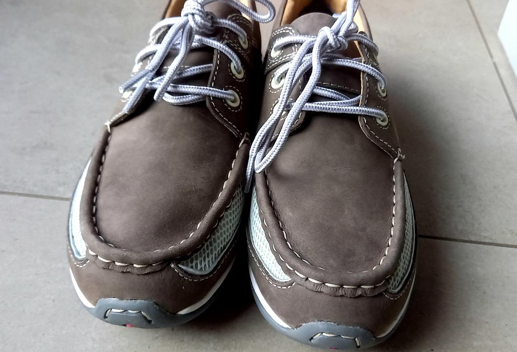 chaussure bateau et la basket P40 Neuf, Vêtements | Hommes, Chaussures, Neuf, Brun, Enlèvement ou Envoi