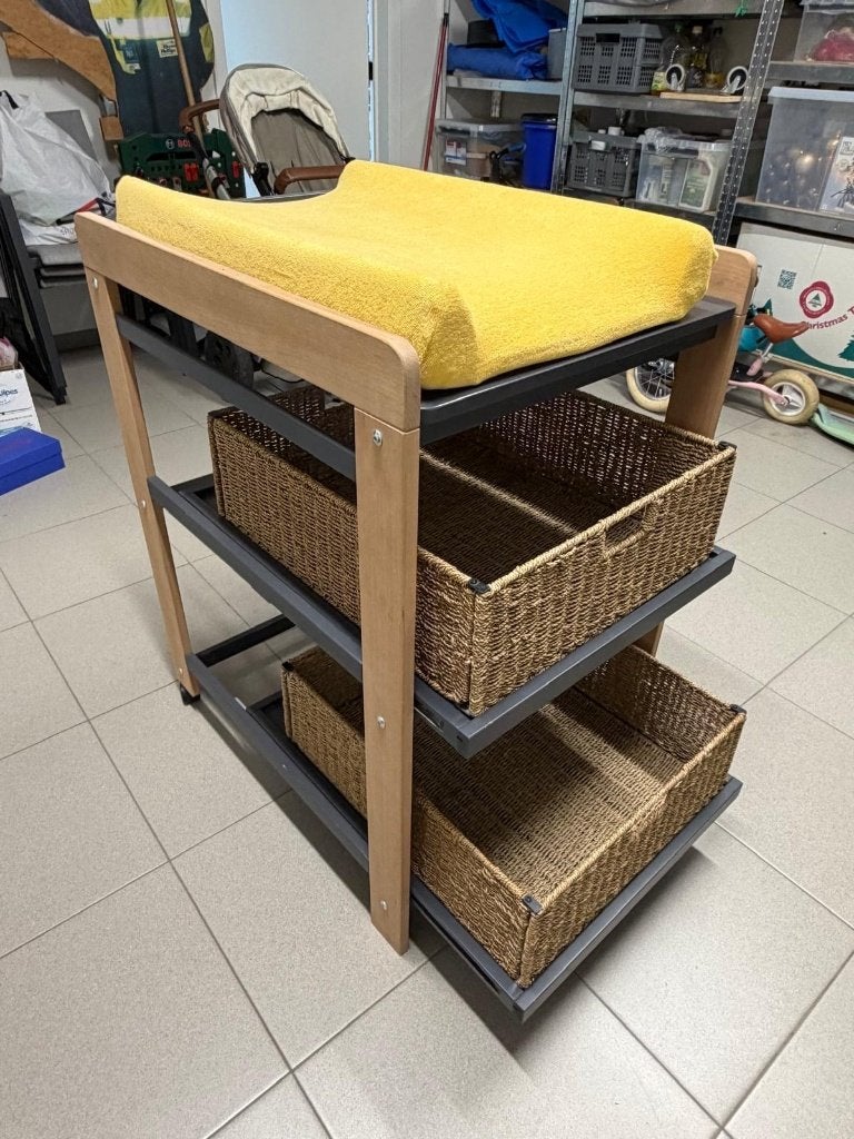Verzorgingstafel / commode met opbergruimte, Kinderen en Baby's, Ophalen, Gebruikt, 50 tot 70 cm, 75 tot 100 cm