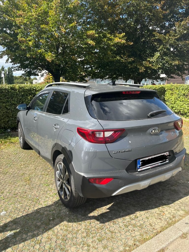 Kia Stonic 2021 111 124km contrôle technique ok, Autos, Cuir, Argent ou Gris, Achat, 998 cm³
