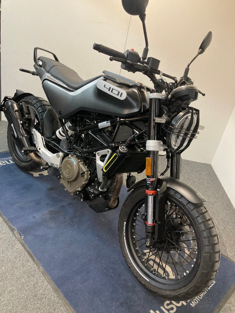 Husqvarna Svartpilen 401 MY'22 réf. LS 3393, Motos, Entreprise, Occasion, Permis Moto A2 minimum, 401 cm³