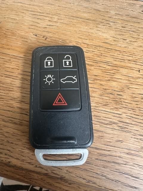 autosleutel Volvo, Gebruikt, Ophalen of Verzenden, Volvo, Info@olvo.ene