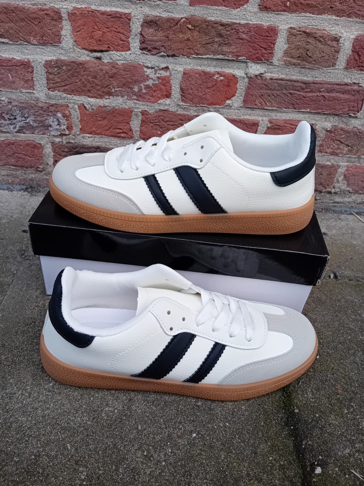 Basket femme woman sneakers blanc, Enlèvement ou Envoi, Sans marque, Sneakers et Baskets, Comme neuf