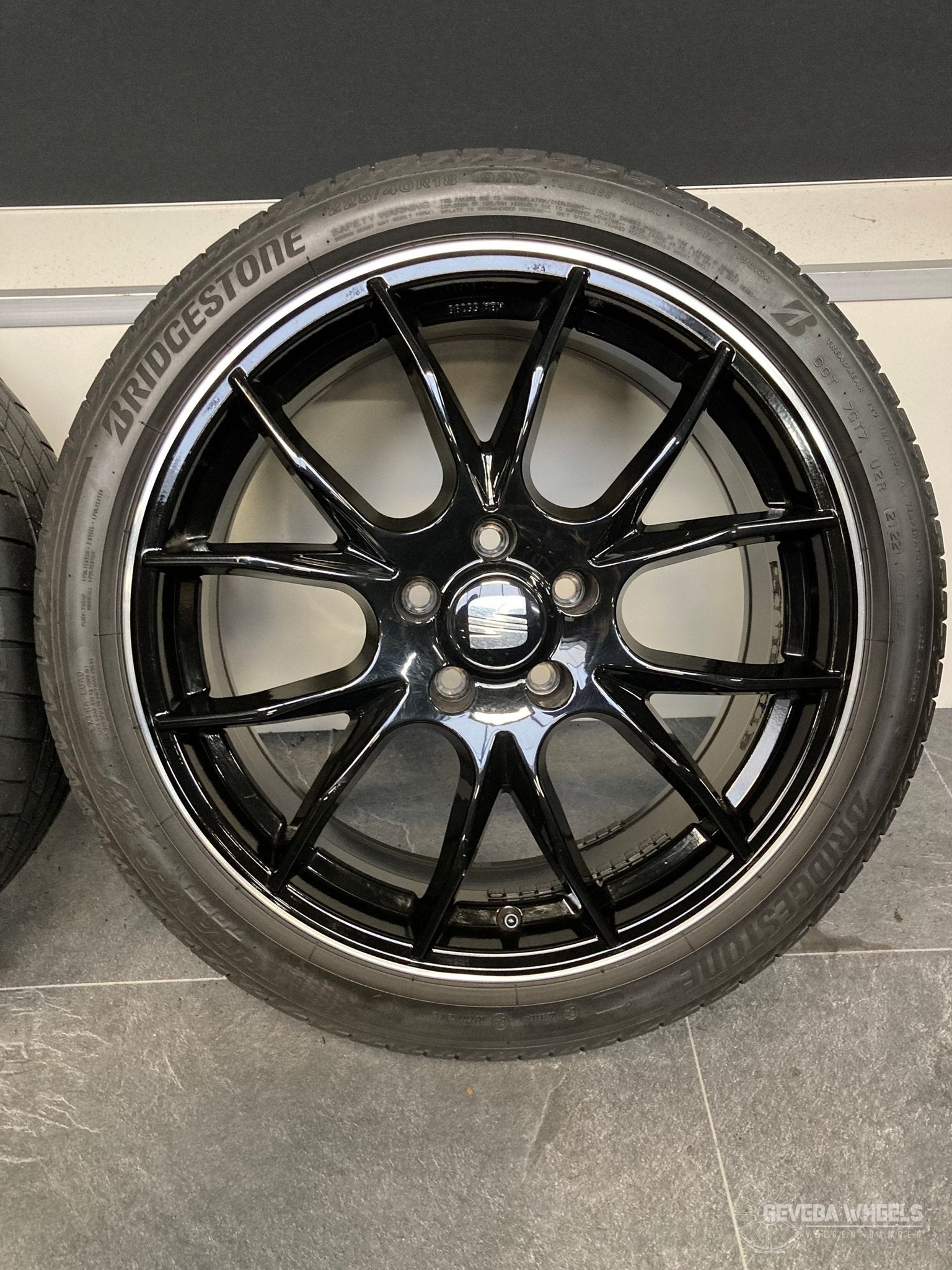 18” Seat Leon / VW Golf / Audi A3 velgen + banden 5x112, Autos : Pièces & Accessoires, Pneus & Jantes, Pneus et Jantes, Véhicule de tourisme